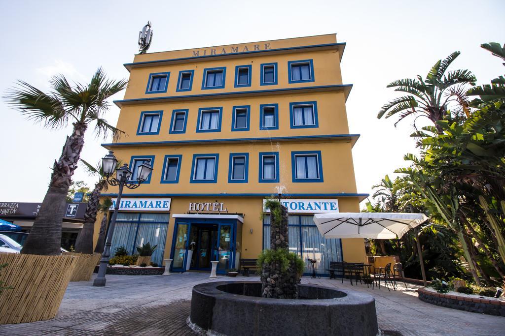 Miramare Hotel Catania Bagian luar foto